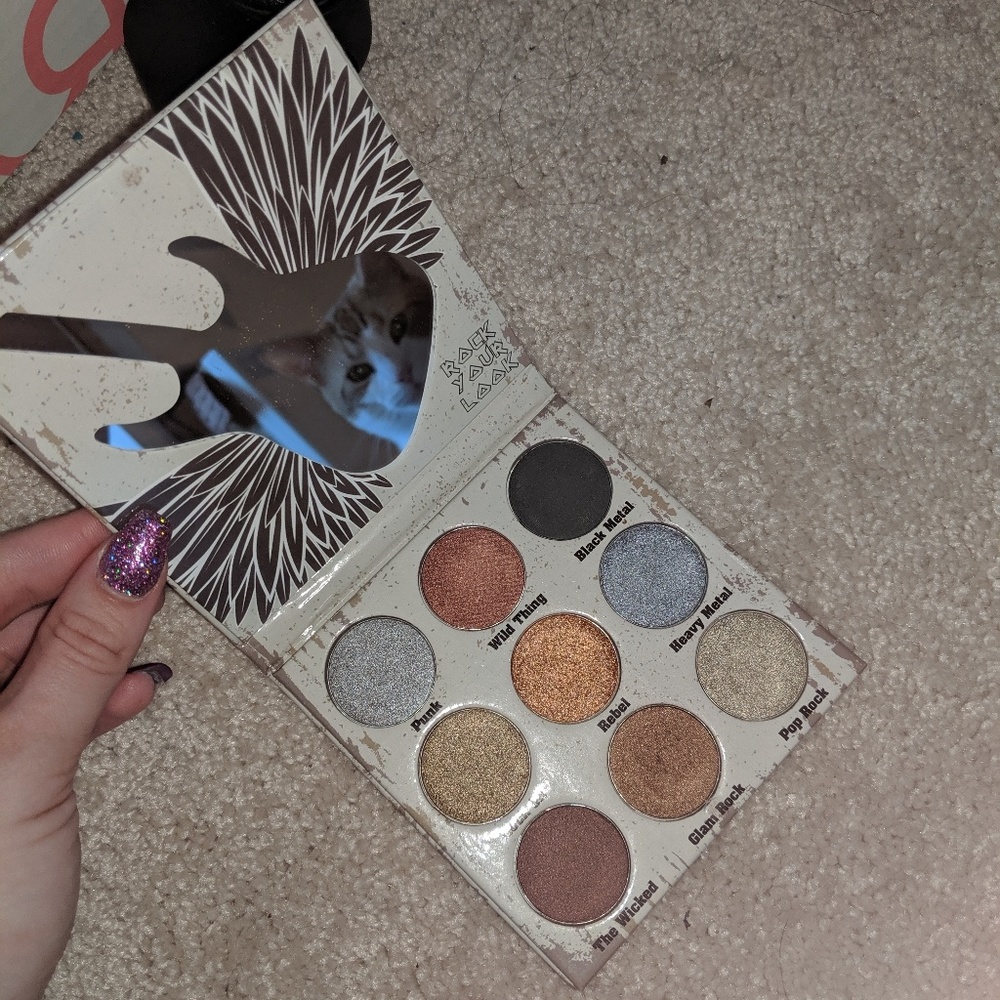 Crown Brushes Glam metals eyeshadow palette